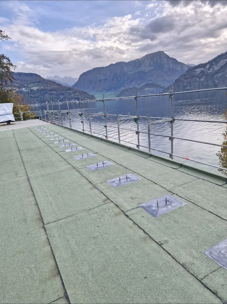 Montageplatten mit Bergpanorama
